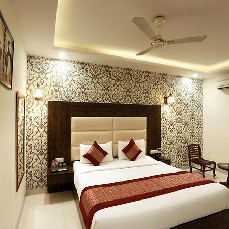 Travel Inn At Delhi Airport New Delhi Eksteriør billede